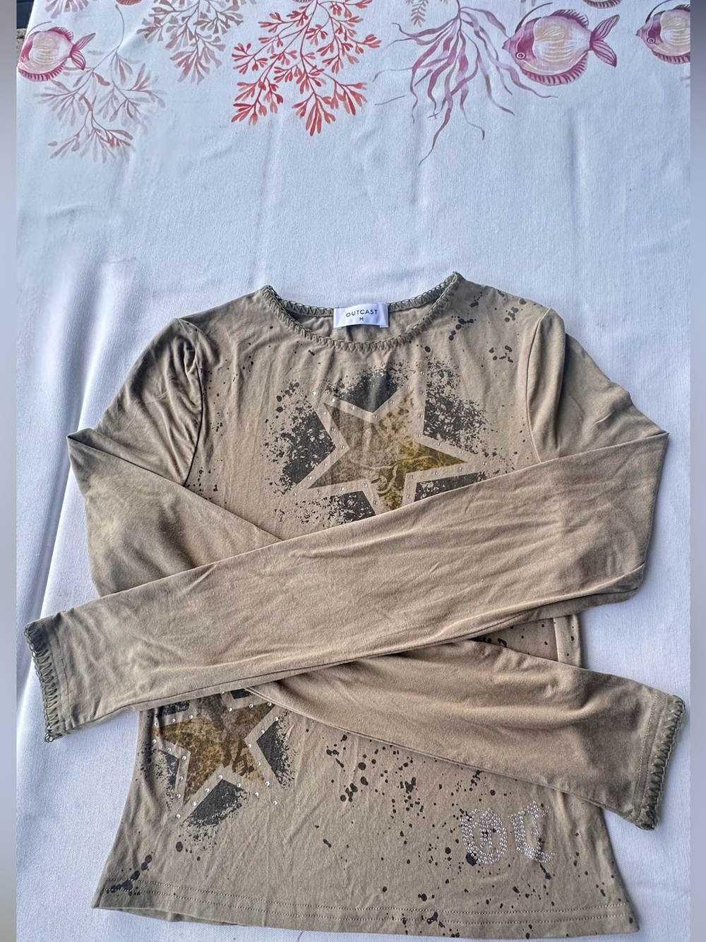 Outcast top  size M